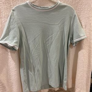 Men’s Medium Alfani shirt
